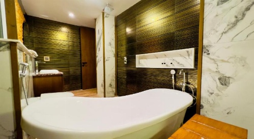 Hotel Crown Inn image 17