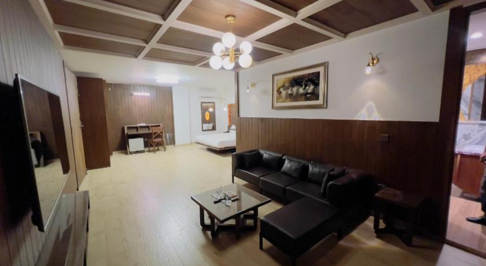 Hotel Crown Inn Image 32