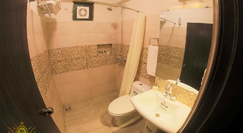 Hotel Crown Inn image 47